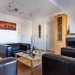 Ferienwohnung-7-auszeit-in-der-villa-annabelle بينز